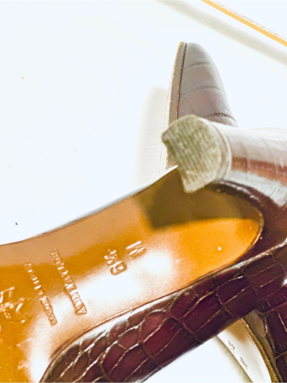Ann Taylor Croc-Embossed Pumps in Burgundy Almond Toe Block Chunky Heel 6.5 - Picture 9 of 10